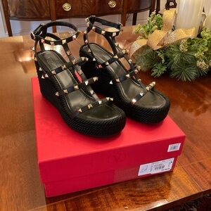Valentino Garavani rockstud leather wedges